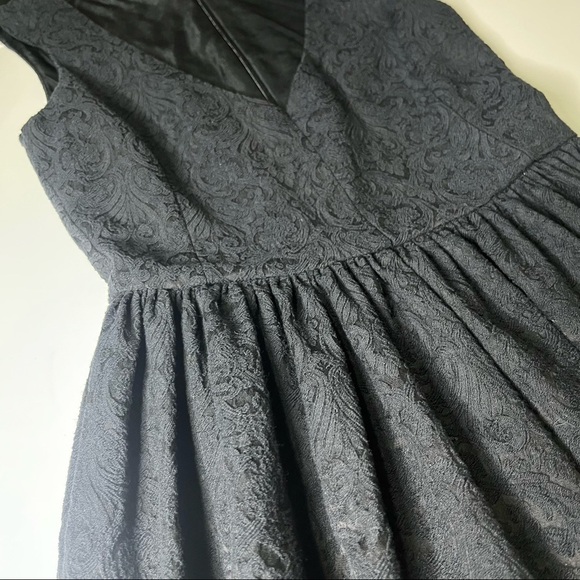 𝅺ZARA Black Fit and Flare Dress Size M - Picture 7 of 8